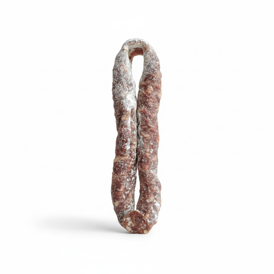 Saucisse Perche – debout sur fond blanc
